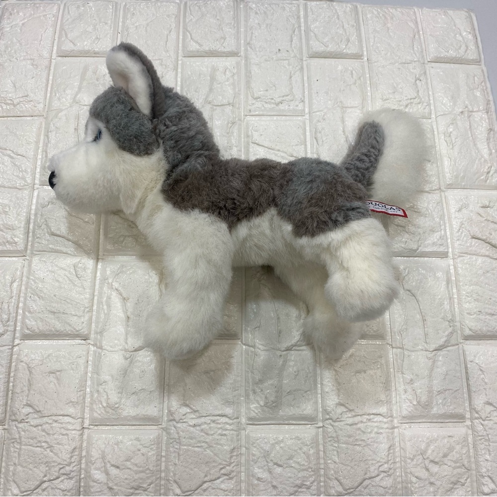 Douglas Husky plush Lobo DLux Husky 25”